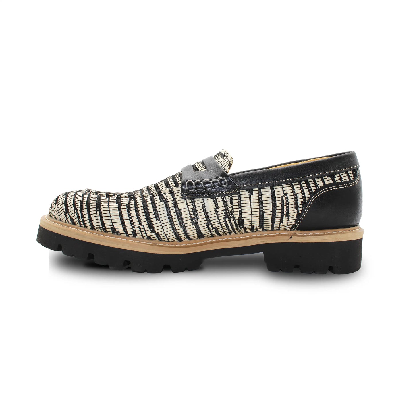 BB-01 BLACK GUM Penny Loafers